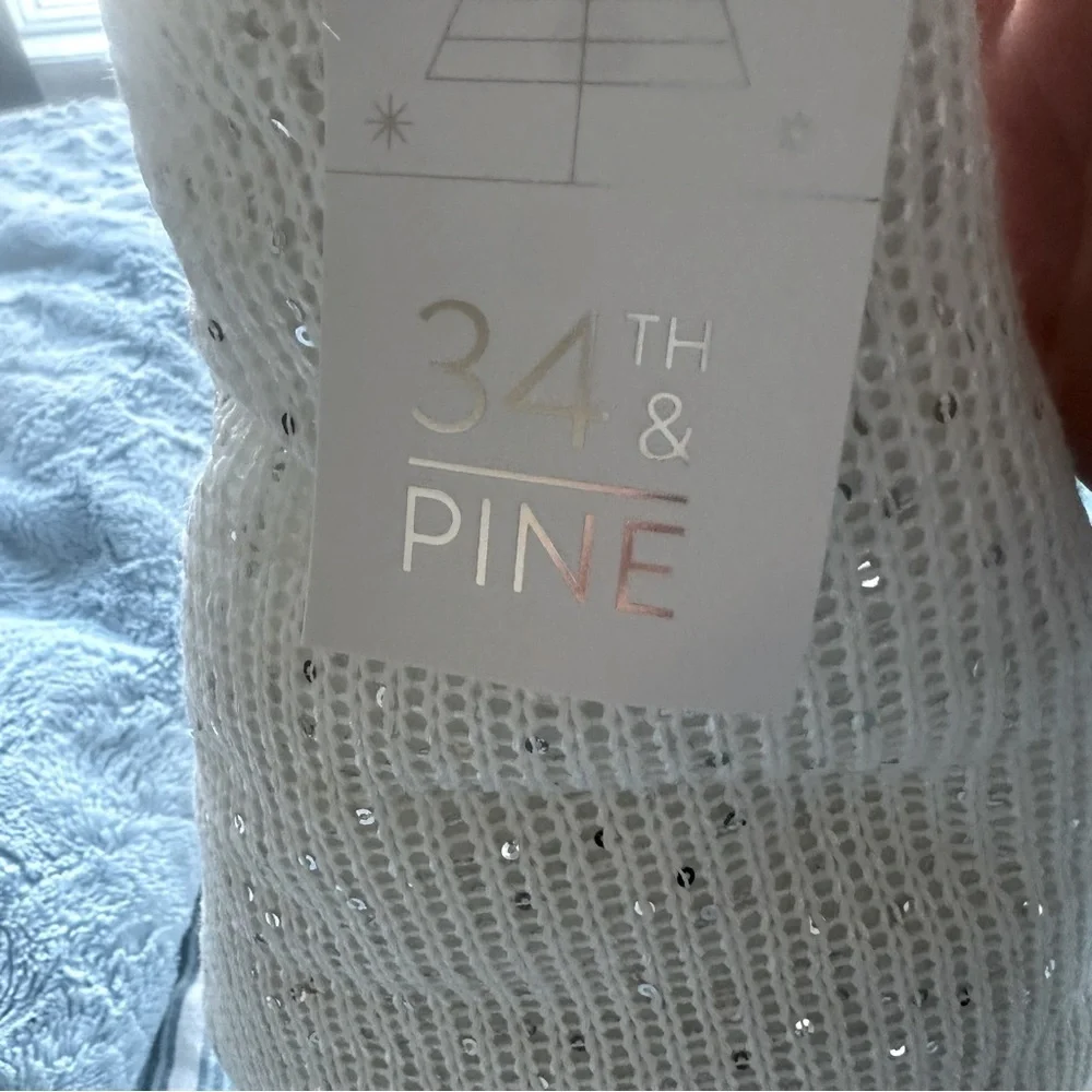 NWT Gorgeous White Gnome